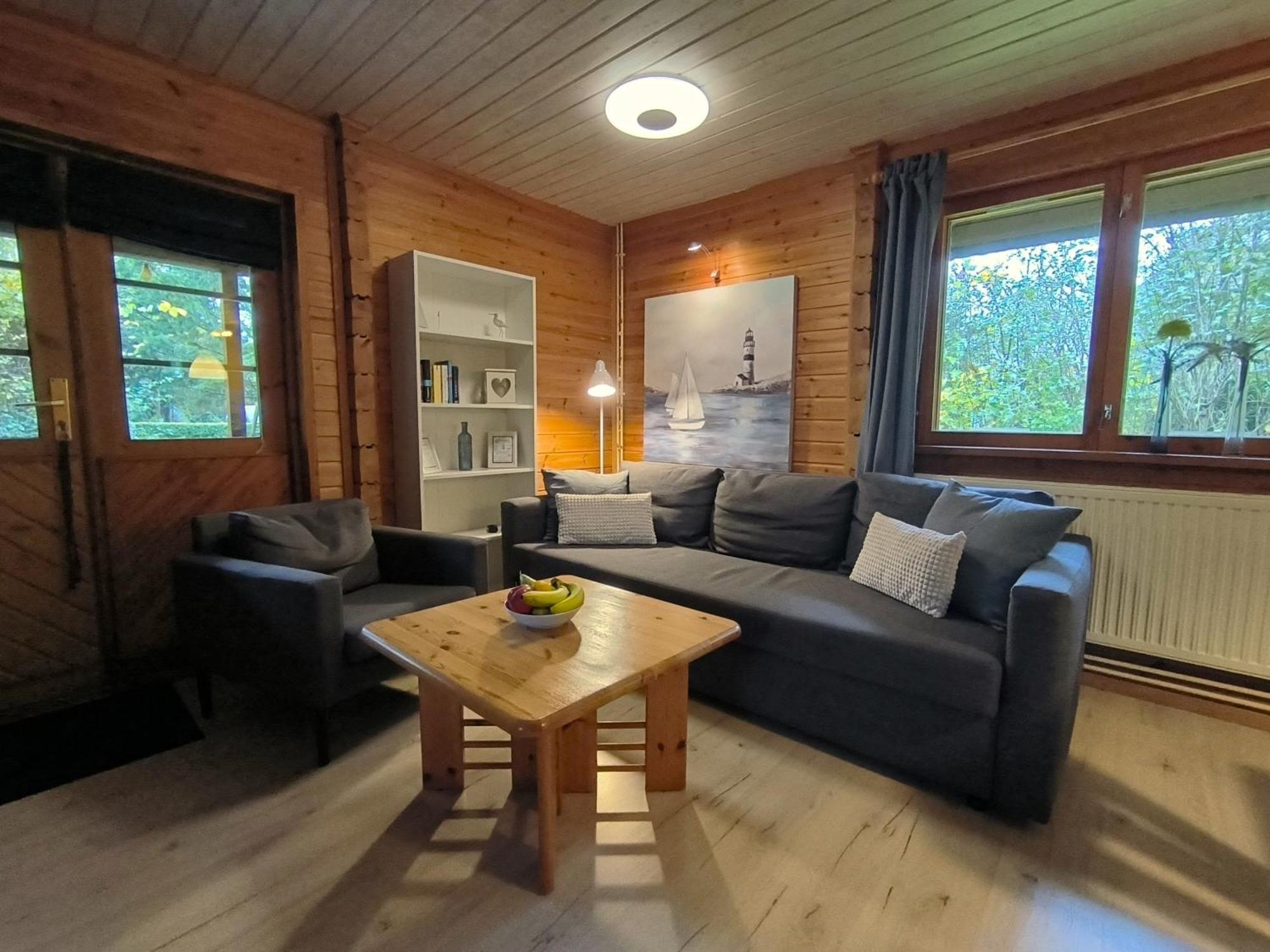 Ulmenhof Melfsen - Gemuetliches Ferienhaus Auf Dem Bauernhof Эферзее Экстерьер фото